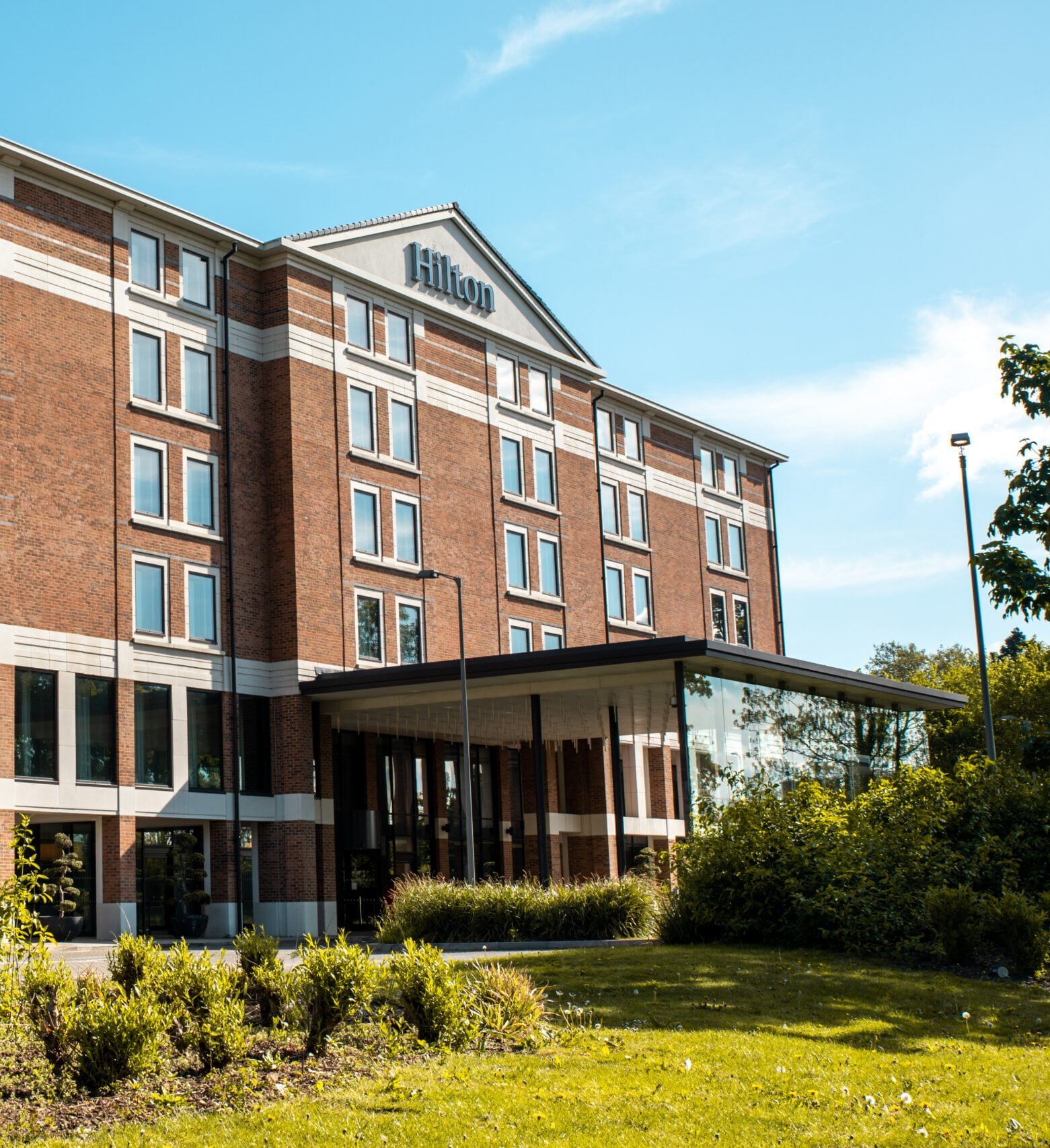 Hilton T5 Hotel Exterior 4 - hilton-t5.co.uk Hilton Heathrow T5 Hotel Exterior