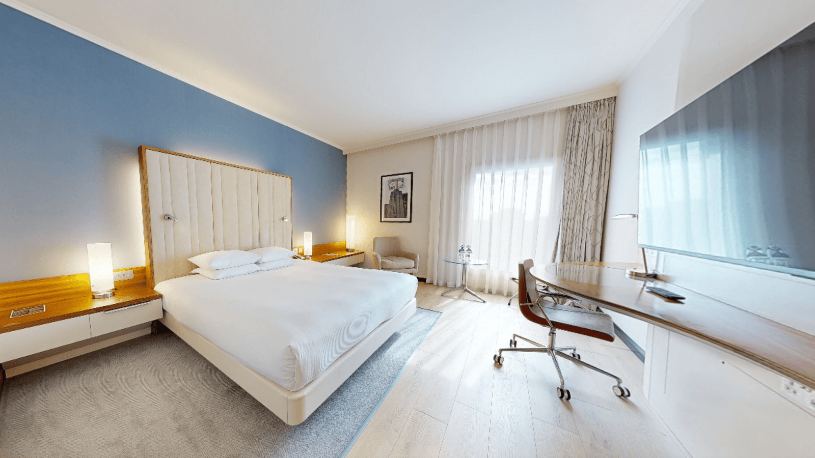 King Standard Hilton room